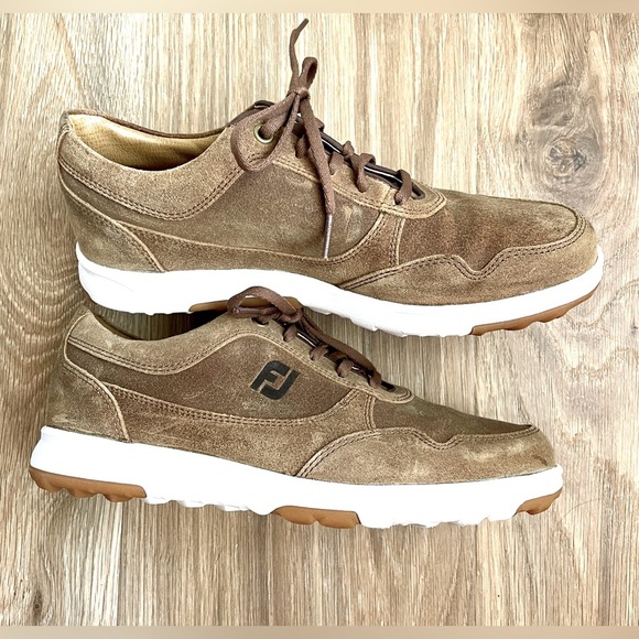 FootJoy FJ Casual Spikeless Golf Shoes Tan Waxed Waterproof Suede Mens 7M EUC - Picture 1 of 5